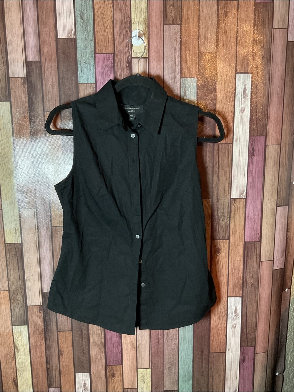 Banana Republic Tailored Fit Black Sleeveless Blouse Women’s Size 2P Petite